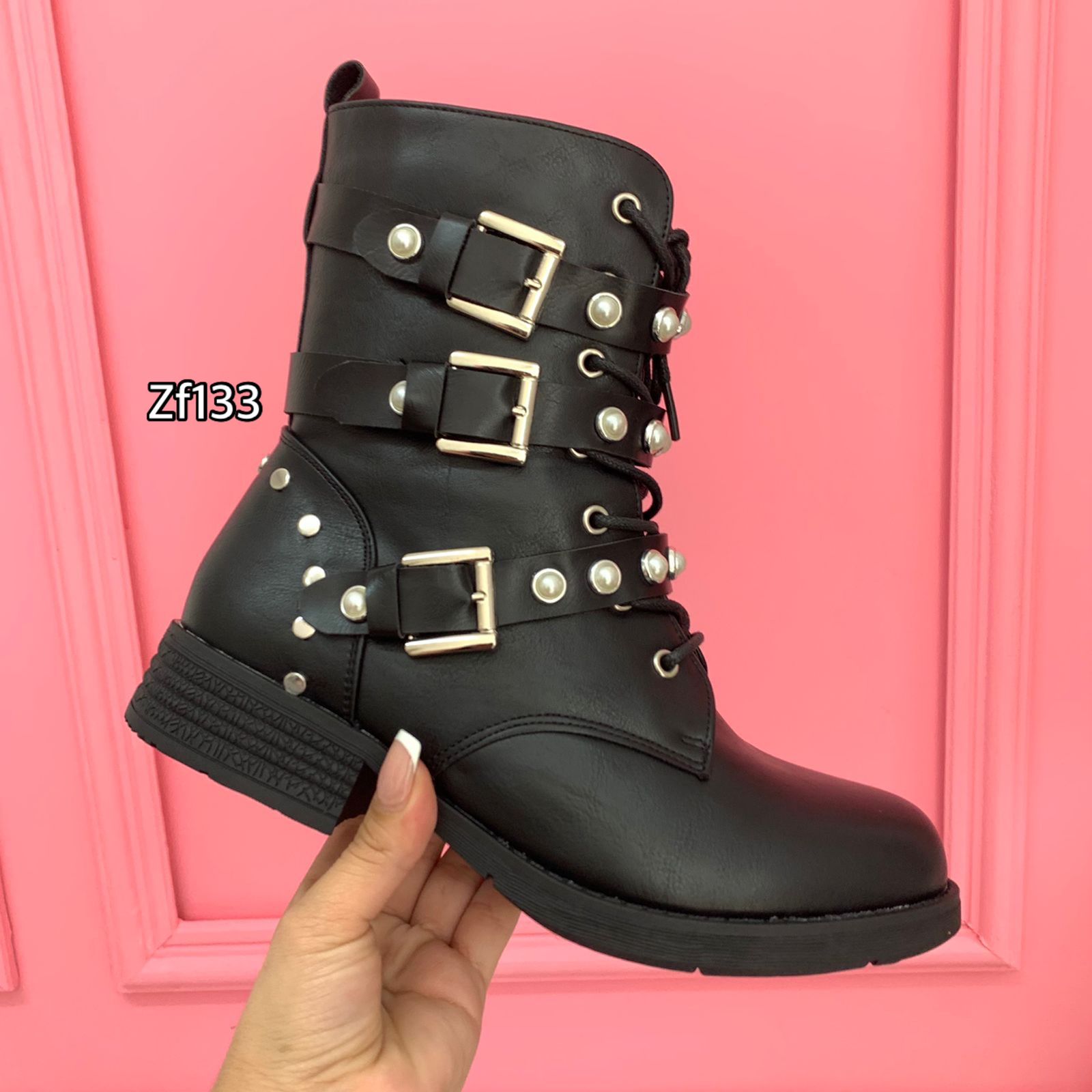 Botin negro aplique perlas suela 3cm 566-1 C13